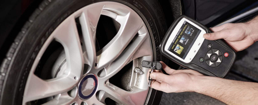 Reifendrucksensor im Reifen